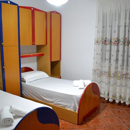 Central 5 Bedrooms Apartment Partial Seaview Vlore Exterior photo